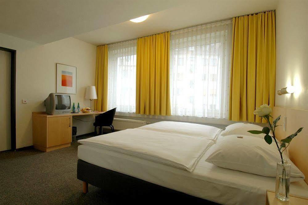 CVJM Düsseldorf Hotel&Tagung Exterior foto